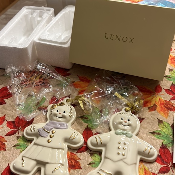 Lenox Gingerbread cookie molds - Picture 5 of 7